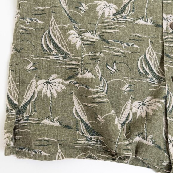 ✨Reyn Spooner x Uniqlo Hawaiian Aloha Shirt Green Palm Tree Sailboat Print Small - Picture 6 of 11